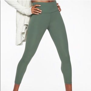 Athleta Elation 7/8 Tight
